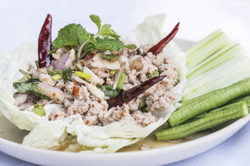 Minced pork salad