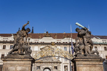 statue on entrance to Prague castle