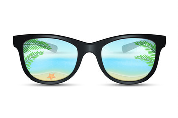 Summer sunglasses with beach reflection - 62670771