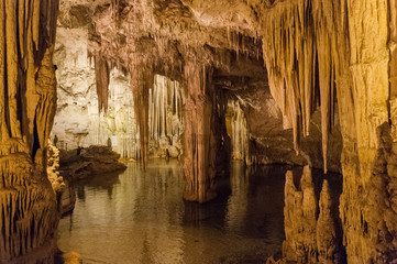 Alghero, Sardinia: Nettuno caves. Grotte di nettuno. - obrazy, fototapety, plakaty
