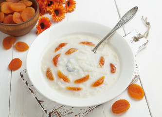 Rice soup with dried apricots