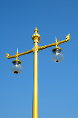 Fototapeta na wymiar Thai lamp pole