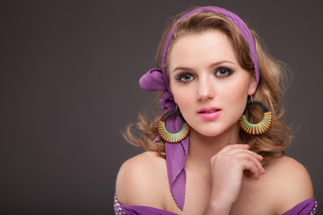 Naklejka premium Retro portrait of a beautiful woman. Vintage style.