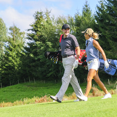 auf dem Fairway unterwegs