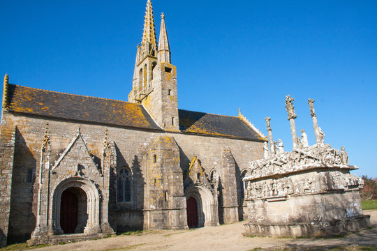 Chapelle et calvaire de Tronoen dans le Finist&egrave;re en Bretagne
