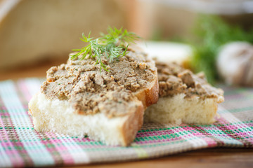 pate with bread