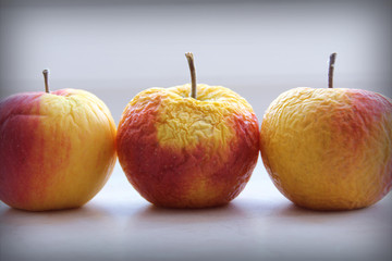 alte Äpfel