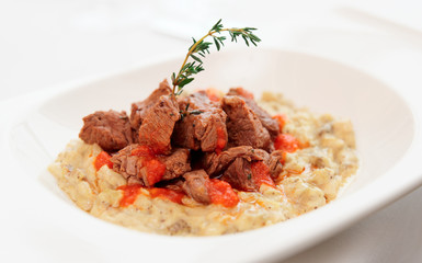 Braised beef with vegetable ragout