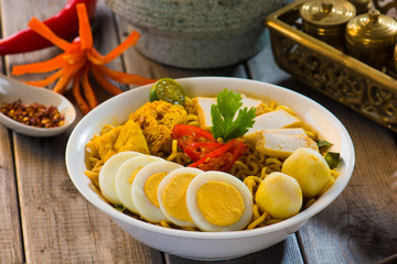 Hot and spicy Singapore Curry Noodle with decoration setup