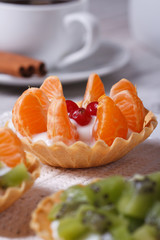 fruit tartlets with tangerine, cranberry and coffee