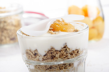 apricots with yogurt and cereals