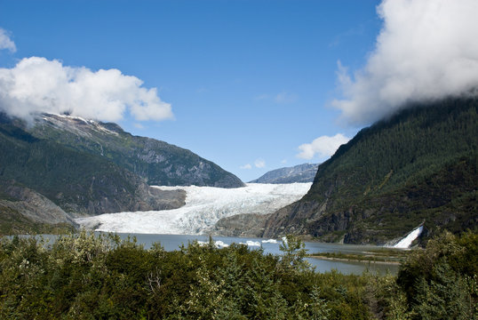 Alaska - Mendenhall Glacier And Nugget Falls