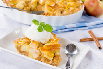 Homemade apple pie