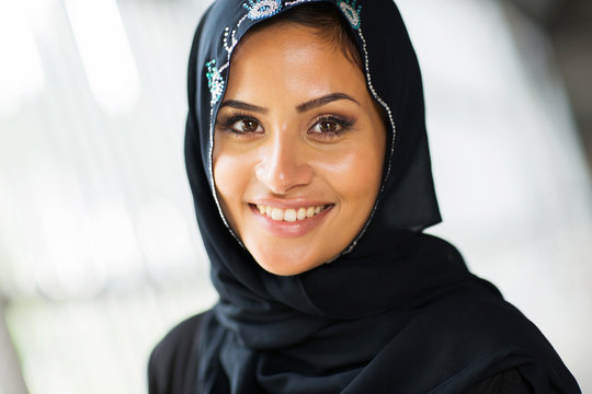 middle eastern woman close up