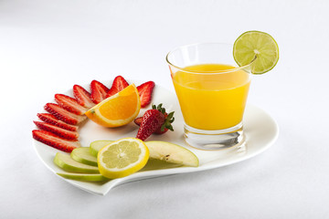 Assiette de fruits frais