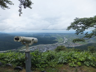 山からの眺め　望遠鏡