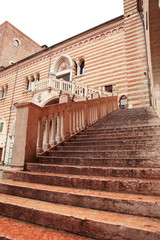 Fototapeta na wymiar Historische Architektur in Verona