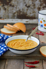 Red lentil cream soup