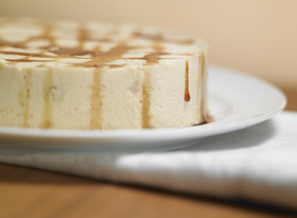 caramel chocolate cake