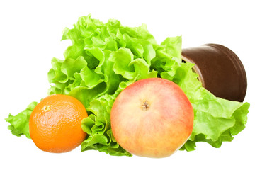 Green lettuce salad with a mandarin and apple