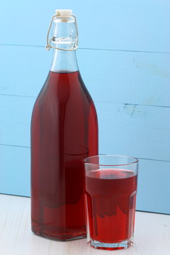 delicious cranberry juice