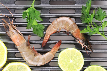 Fresh shrimps with lemon and parsley.