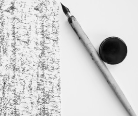 Feder und Kalligraphie