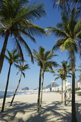 Naklejka premium Copacabana Beach Rio de Janeiro Palm Trees