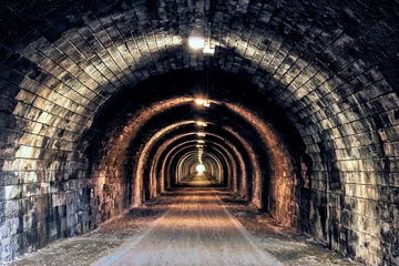 Fotobehang Tunnel Licht aan het einde van de tunnel