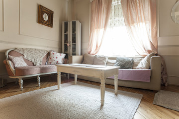 vintage living room furniture