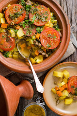 Gemüse-Tajine mit Kartoffeln