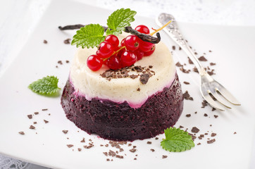 red currant pudding