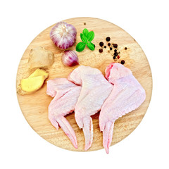 Chicken wings with garlic and ginger
