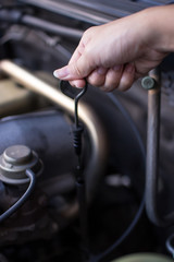Obraz premium engine oil level