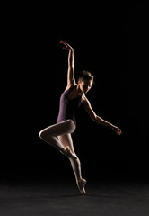 Fototapeta na wymiar Ballet dancer