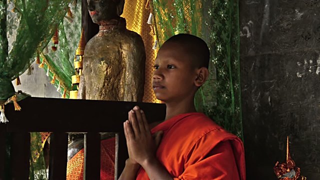 khmer monk in angkor wat temple