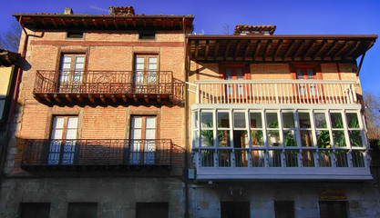Fototapeta na wymiar Typical houses in the World Heritage town of Santillana del Mar,