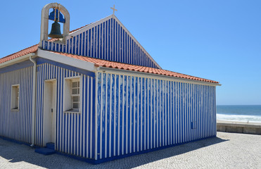 Seefahrerkirche am Strand von MIra