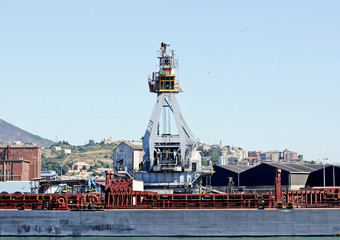 port crane