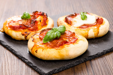Kleine Pizza