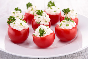 appetizer,tomato and cheese cream