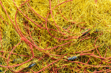 Fischernetze am Strand