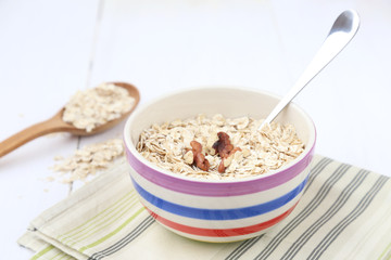 oatflakes in bowl