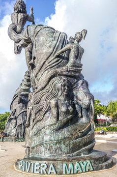 Playa del Carmen statue,Mexico