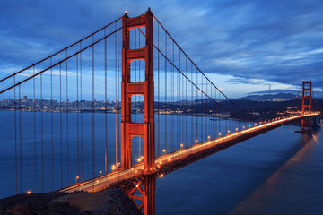 Fototapeta na wymiar Great Golden Gate Bridge
