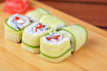 cucumber sushi rolls
