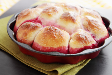 Yeast cake with fresh plums