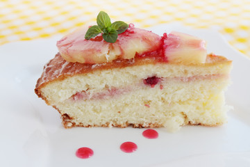 pound cake with fresh pineapple