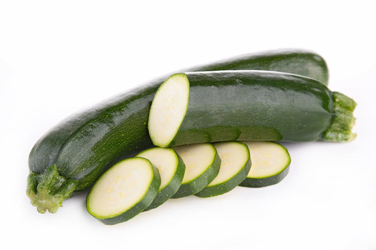zucchini isolated