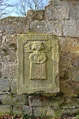 Engel an der Kirchenruine in Altrhoden